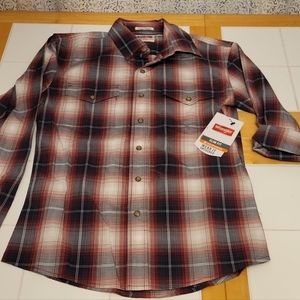 Wrangler western slim flex fit snap button LS  size small